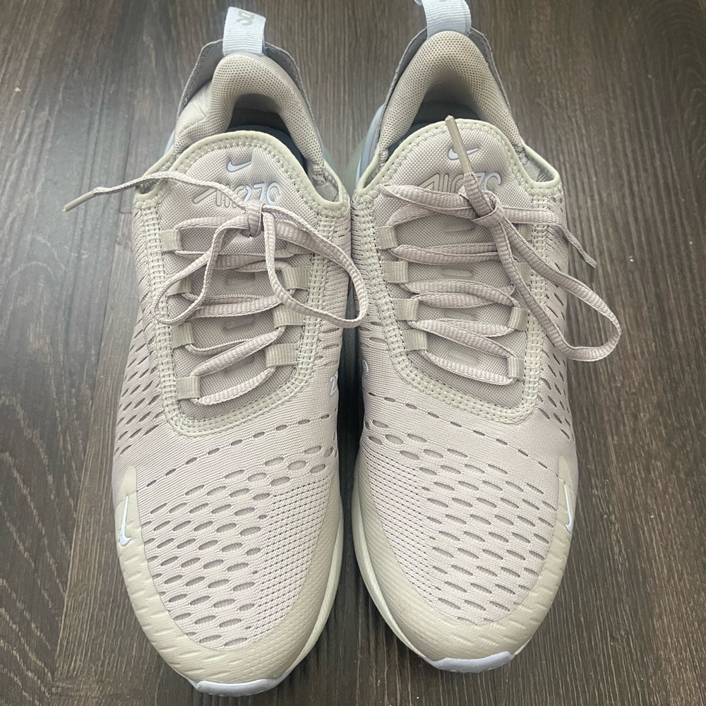 Nike Air Max 270 Sand/Beige Running Shoes